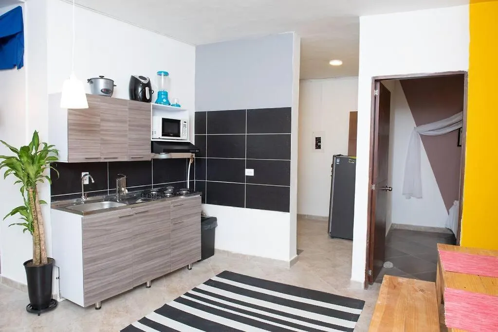 Apartamento Pleasant House 20 People In Laureles Medellín 0*,  Colombia
