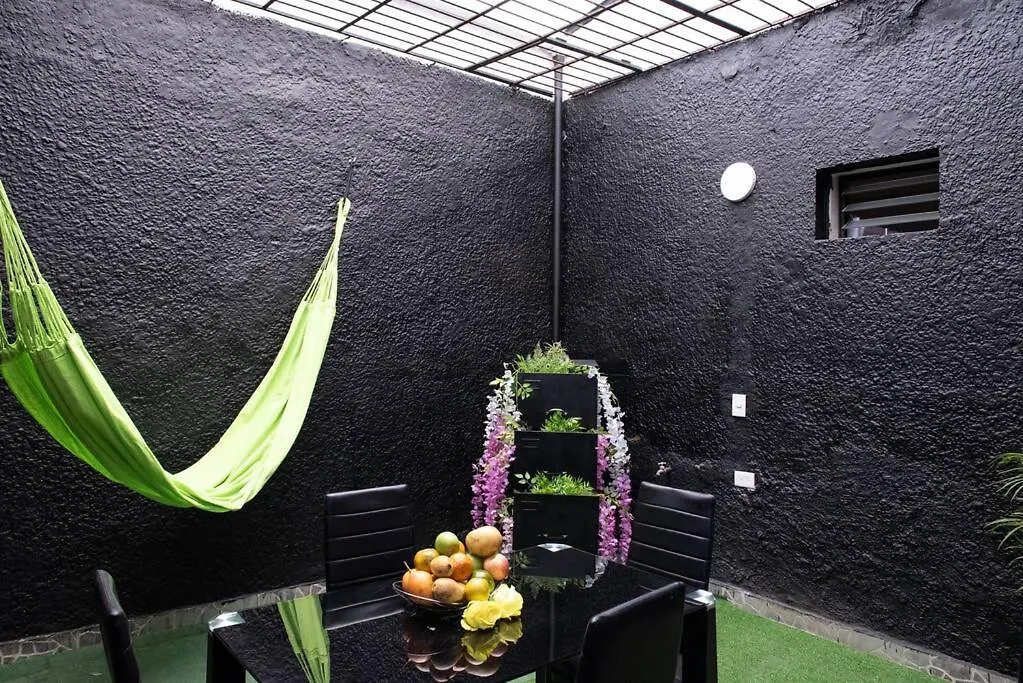 Apartamento Pleasant House 20 People In Laureles Medellín 0*,  Colombia