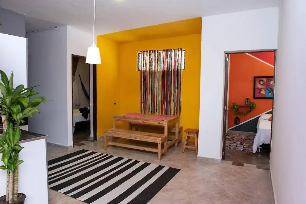 Appartamento Pleasant House 20 People In Laureles Medellín 0*,  Colombia